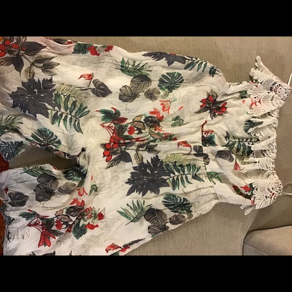 Sleeveless Jumpsuit - Picture 5 of 13